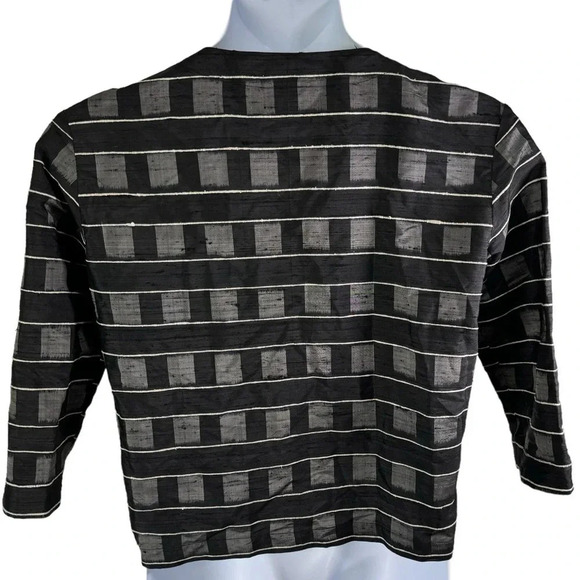 Chico’s Design 100% Silk 3/4 sleeve lightweight jacket - Picture 3 of 6